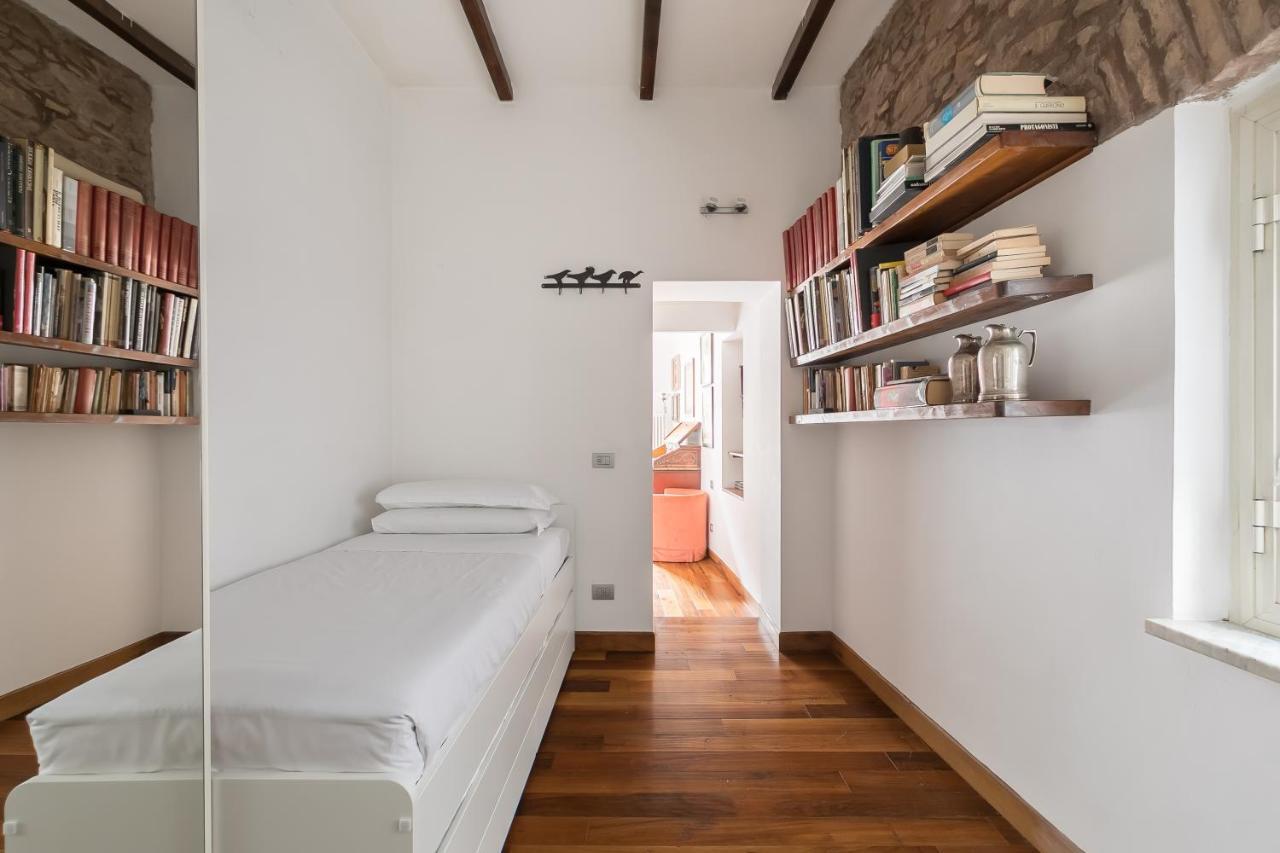 R.C. Cappellari Charming Campo De Fiori Apartment Rome Exterior photo